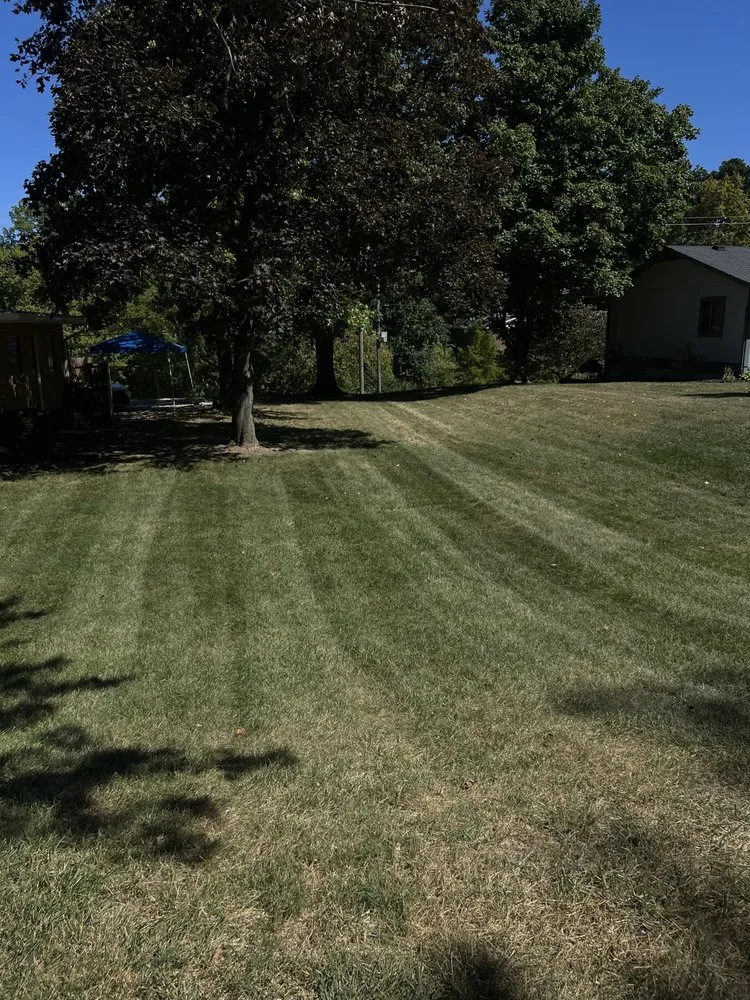 Custom yard maintenance in Fairfield, OH - Gramen Lawn Care