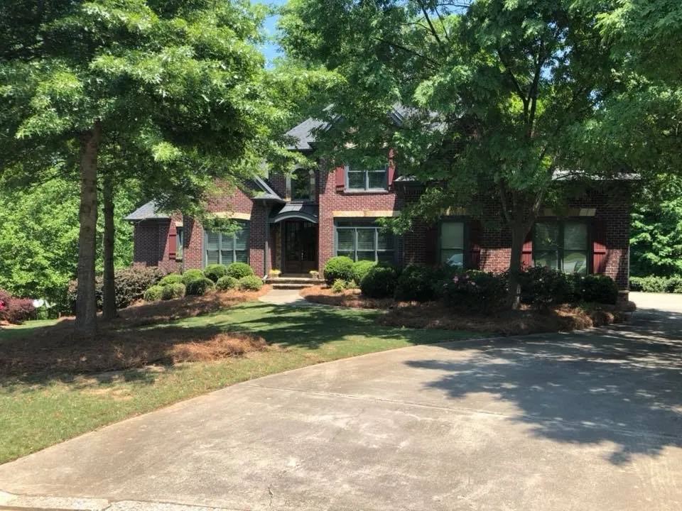 Professional outdoor landscaping in Canton, GA - Gramling Landscapes