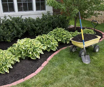 Expert garden landscaping experts serving Nashville, TN - Grand Forest