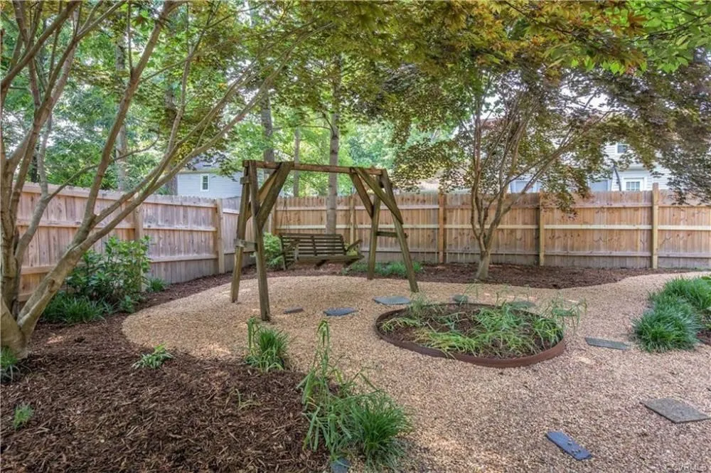 Trusted landscape design in Chesterfield, VA by Grand Gardens