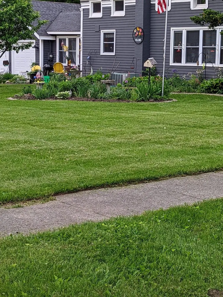 Custom residential landscaping for beautiful yards in Mendon, MI by Grand Impressions Property Maintenance