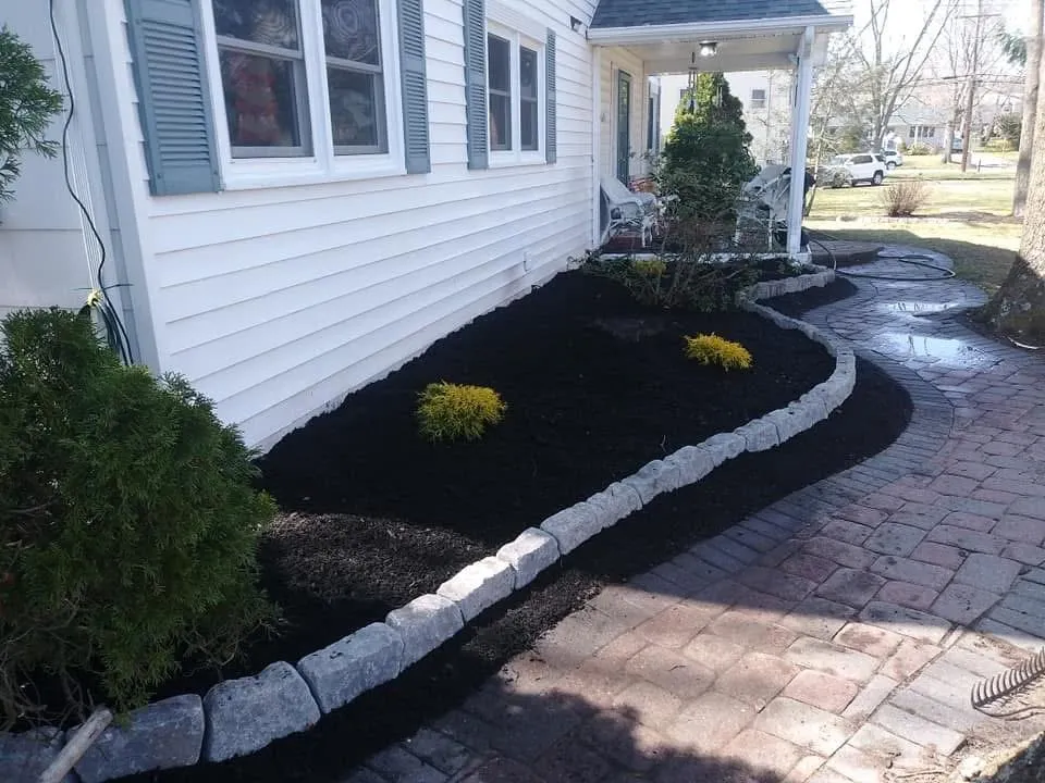 Custom yard cleanup service in Jackson Township, NJ by Grand Landscaping