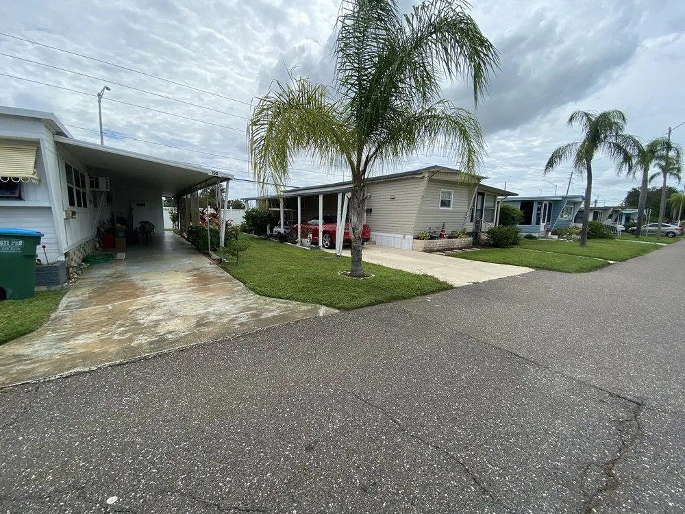 Professional lawn care service in St. Petersburg, FL - Grand Line Lawncare