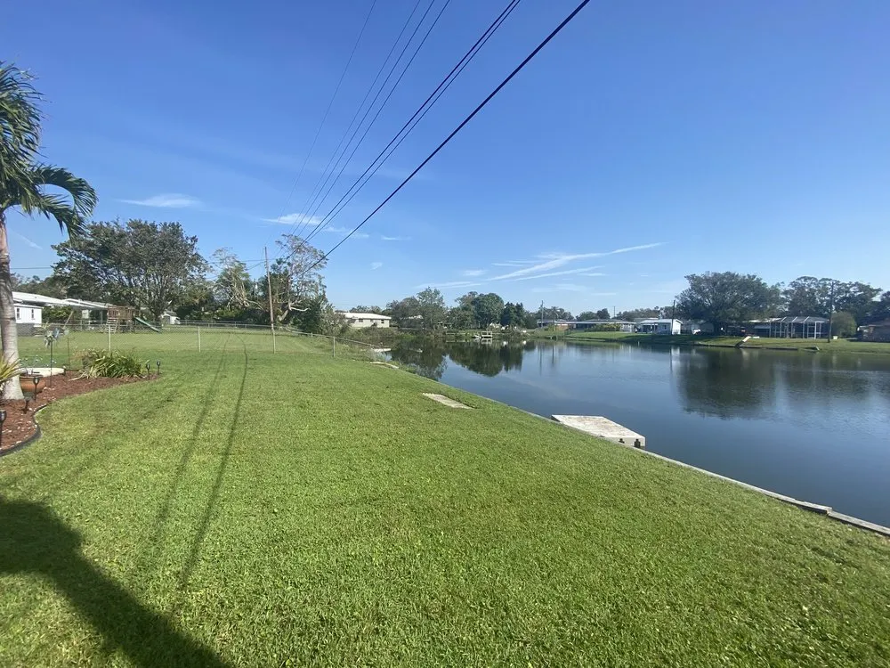 Local outdoor landscaping experts serving St. Petersburg, FL - Grand Line Lawncare