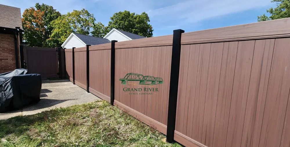 Top-rated yard maintenance in Grand Rapids, MI - Grand River