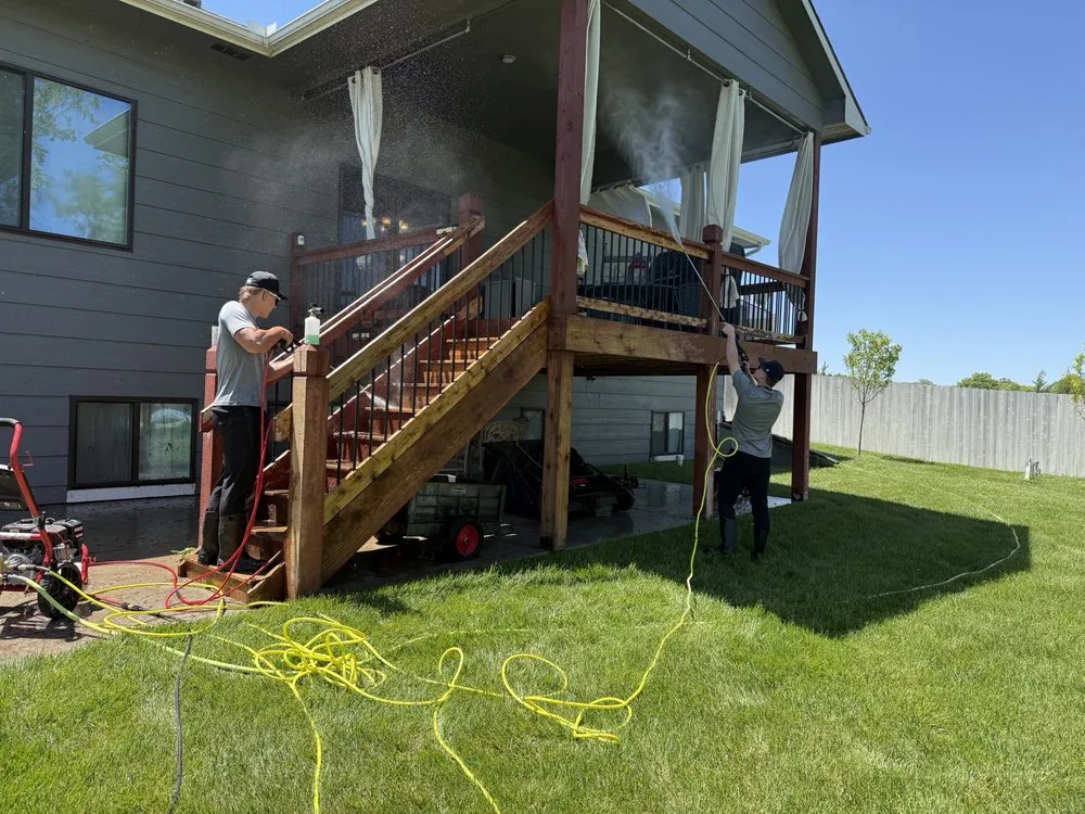 Trusted yard cleanup service for beautiful yards across Wichita, KS - Grand Slam Mowing and Power Washing