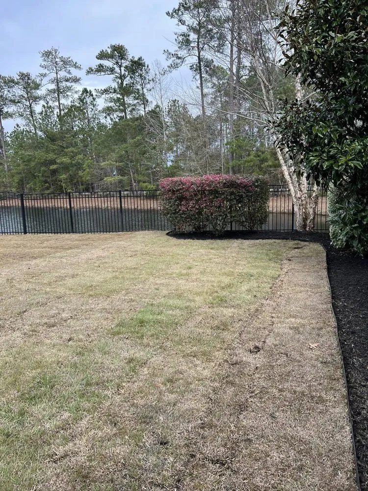 Custom yard maintenance in Myrtle Beach, SC by Grand Strand Cuts