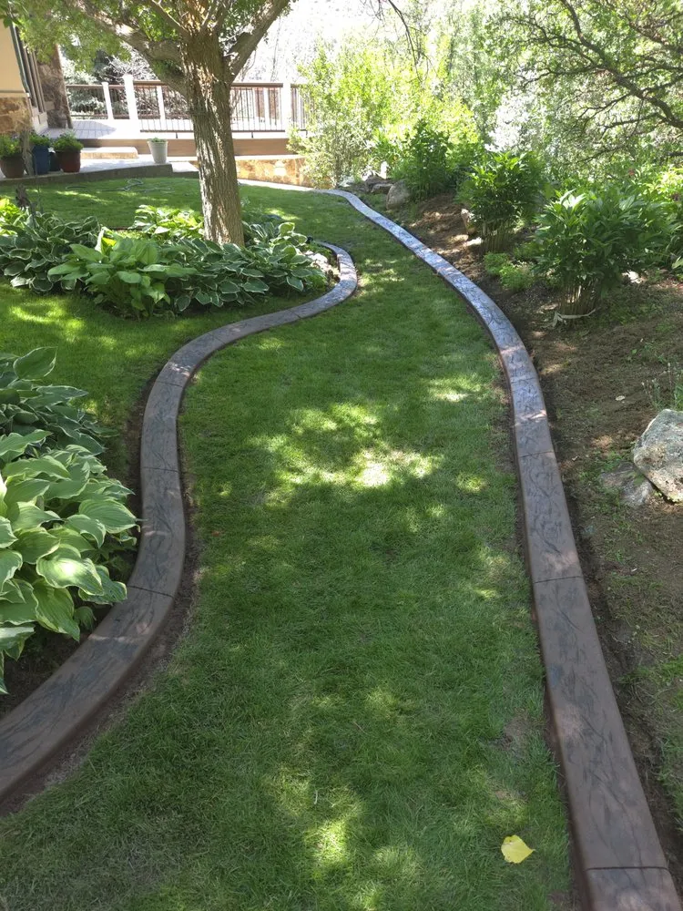 Top-rated landscape design for homes in Grand Junction, CO by Grand Valley Curbing