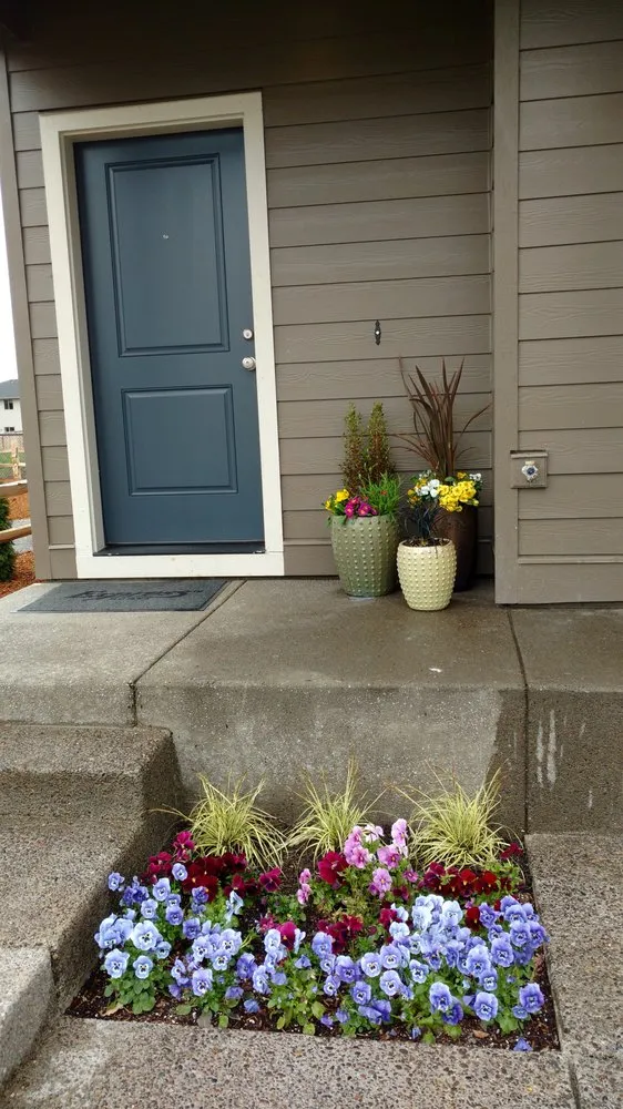 Professional garden landscaping with custom design across Vancouver, WA - Grand-View Landscape