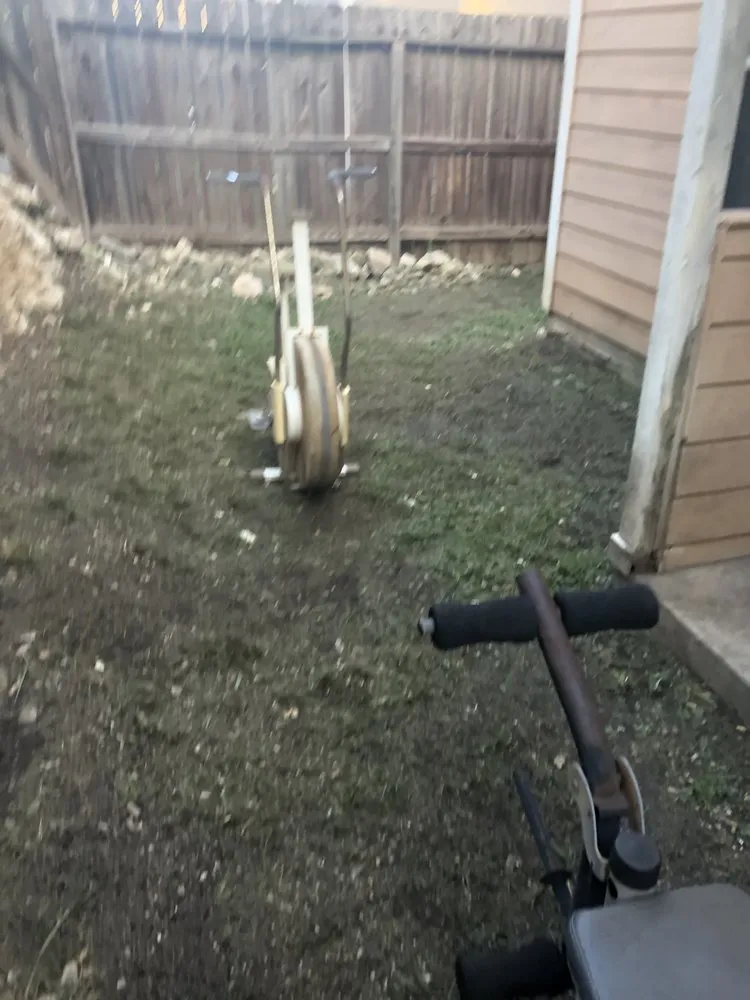 Affordable residential landscaping experts serving Devine, TX - Grandma Hands with Lots of Love