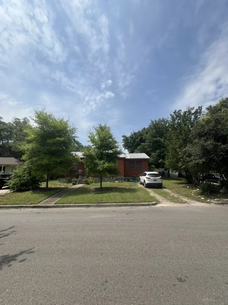 Trusted garden landscaping in Austin, TX by Grandps Landscaping