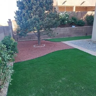Local lawn care service experts serving Albuquerque, NM - Grandscapes