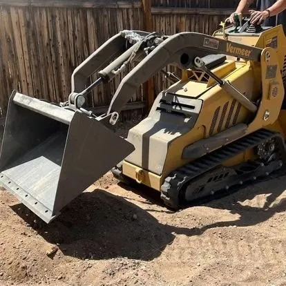 Custom outdoor landscaping for beautiful yards in Albuquerque, NM by Grandscapes