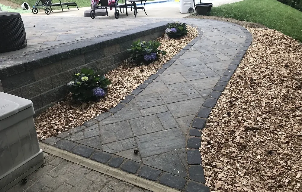 Reliable garden landscaping in Pittsburgh, PA by Grandscapes Landscape Construction