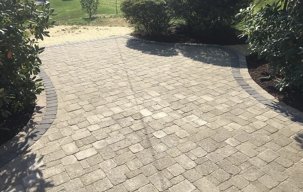 Local landscaping services in Pittsburgh, PA - Grandscapes Landscape Construction