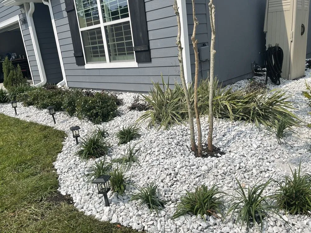 Top-rated lawn care service experts serving Green Cove Springs, FL - Grandscapes North