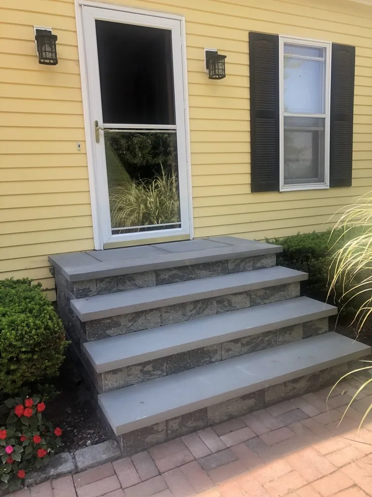 Reliable yard maintenance in Wakefield, RI - GrandScapes