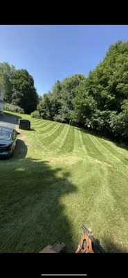 Grandview Lawn Care Logo