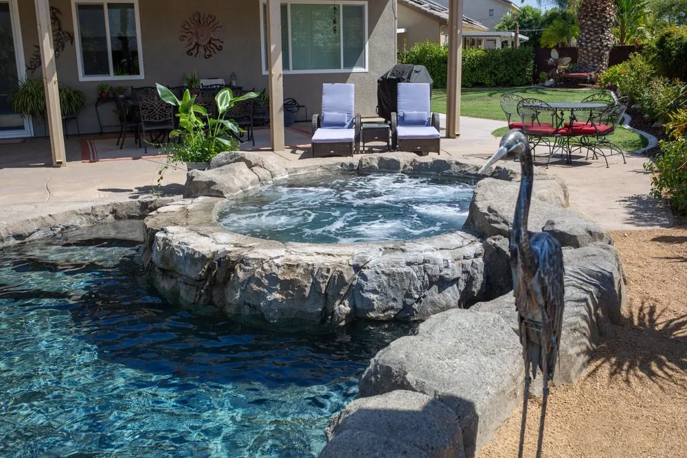 Local lawn mowing service for year-round maintenance across Temecula, CA - Granite Creek Pools and Spas