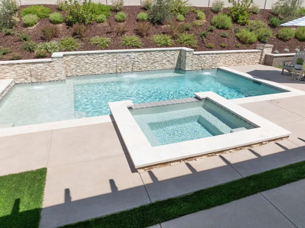 Reliable residential landscaping experts serving Temecula, CA - Granite Creek Pools and Spas