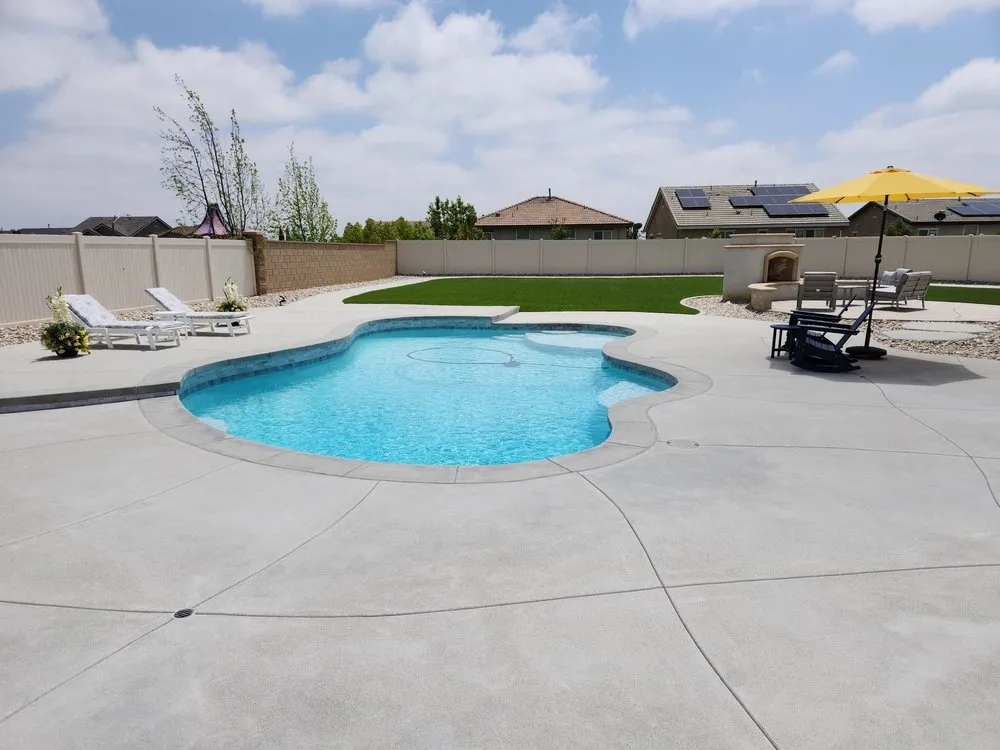 Professional yard maintenance experts serving Temecula, CA - Granite Creek Pools and Spas