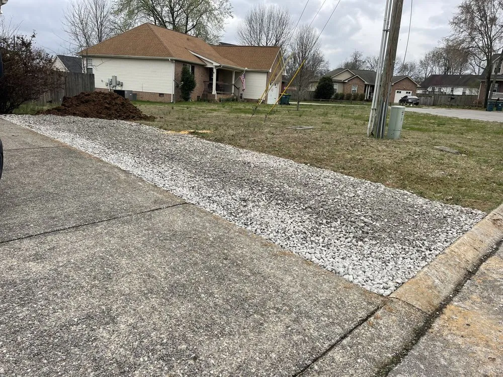 Affordable yard maintenance for beautiful yards across Watertown, TN - Grant Farm & Excavation