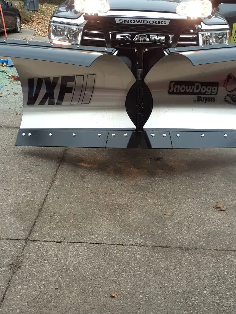 Custom lawn care service in Akron, OH - Grantham Lawn Care And Design