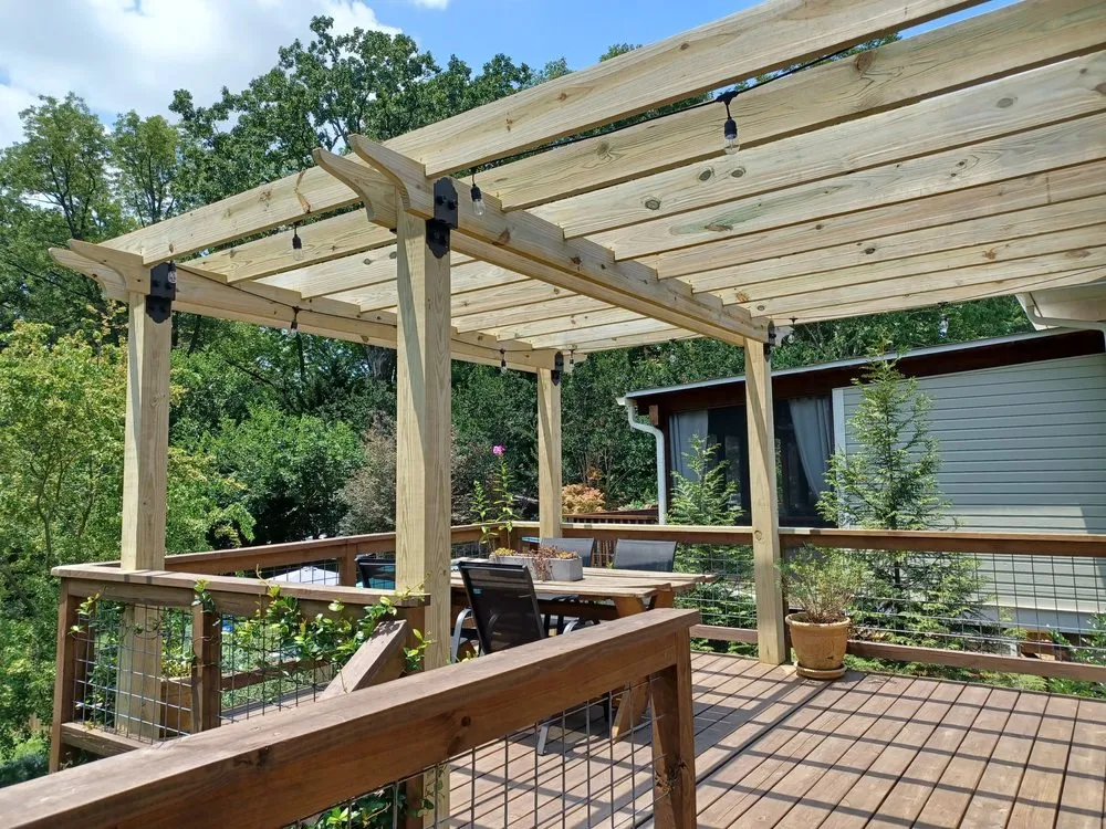 Professional yard cleanup service for year-round maintenance in Atlanta, GA by Grantlanta Lawn