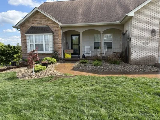 Grants Lawn & Landscape