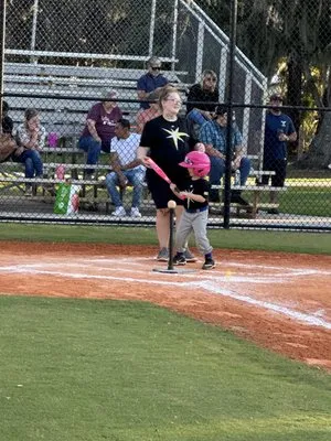 Grants Lawn Care Logo