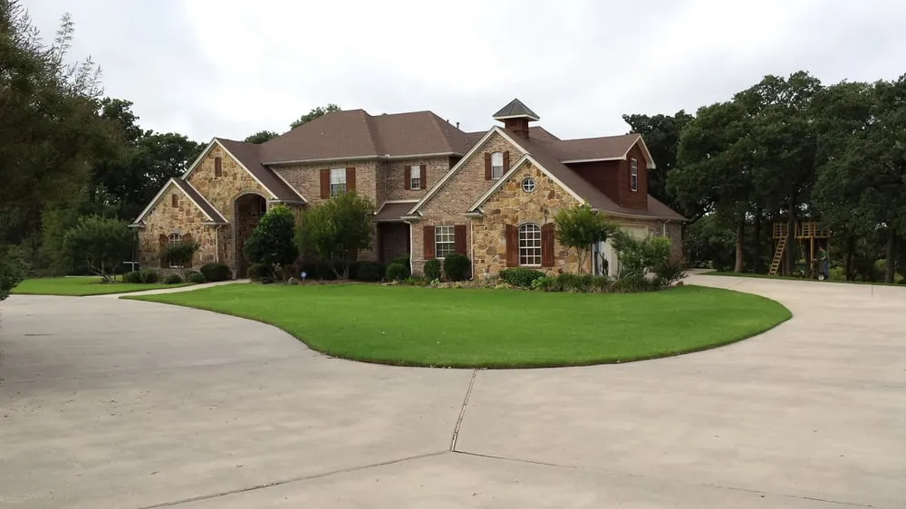 Top-rated yard maintenance with custom design across Aubrey, TX - Granulawn
