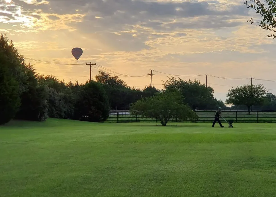 Custom lawn mowing service near you across Aubrey, TX - Granulawn