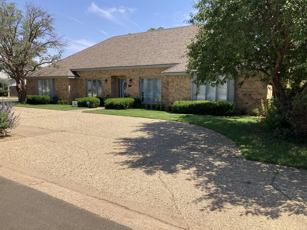 Custom yard maintenance experts serving Lubbock, TX - Grass & Tree Company