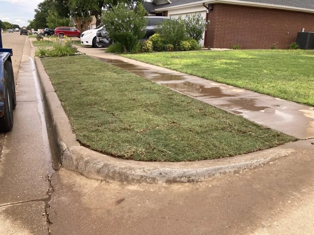 Top-rated residential landscaping for year-round maintenance in Lubbock, TX by Grass & Tree Company