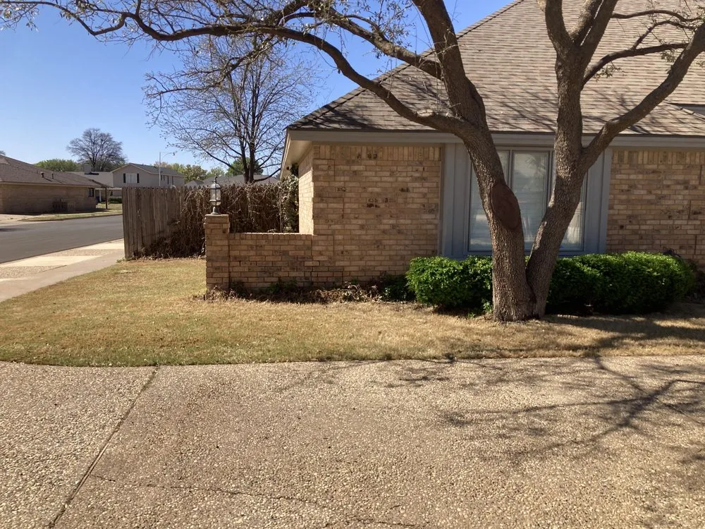 Top-rated lawn mowing service near you across Lubbock, TX - Grass & Tree Company