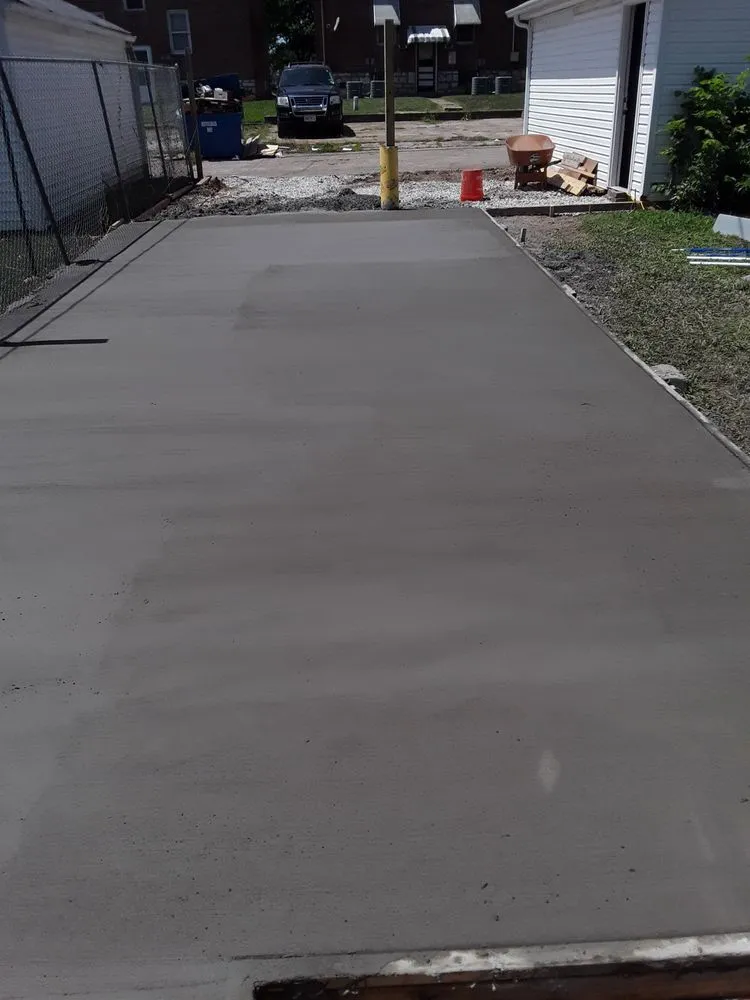 Custom lawn mowing service in Fenton, MO by Grass And More