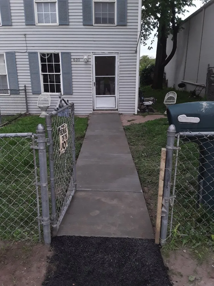 Local yard maintenance in Fenton, MO by Grass And More