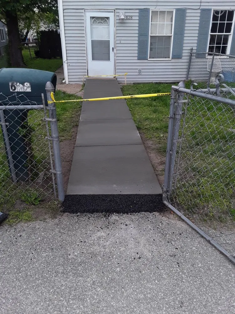 Reliable garden landscaping for residential properties across Fenton, MO - Grass And More