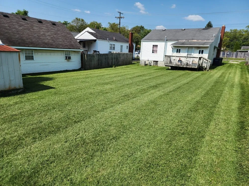 Expert garden landscaping in Berry, KY by Grass Backwards Mowing