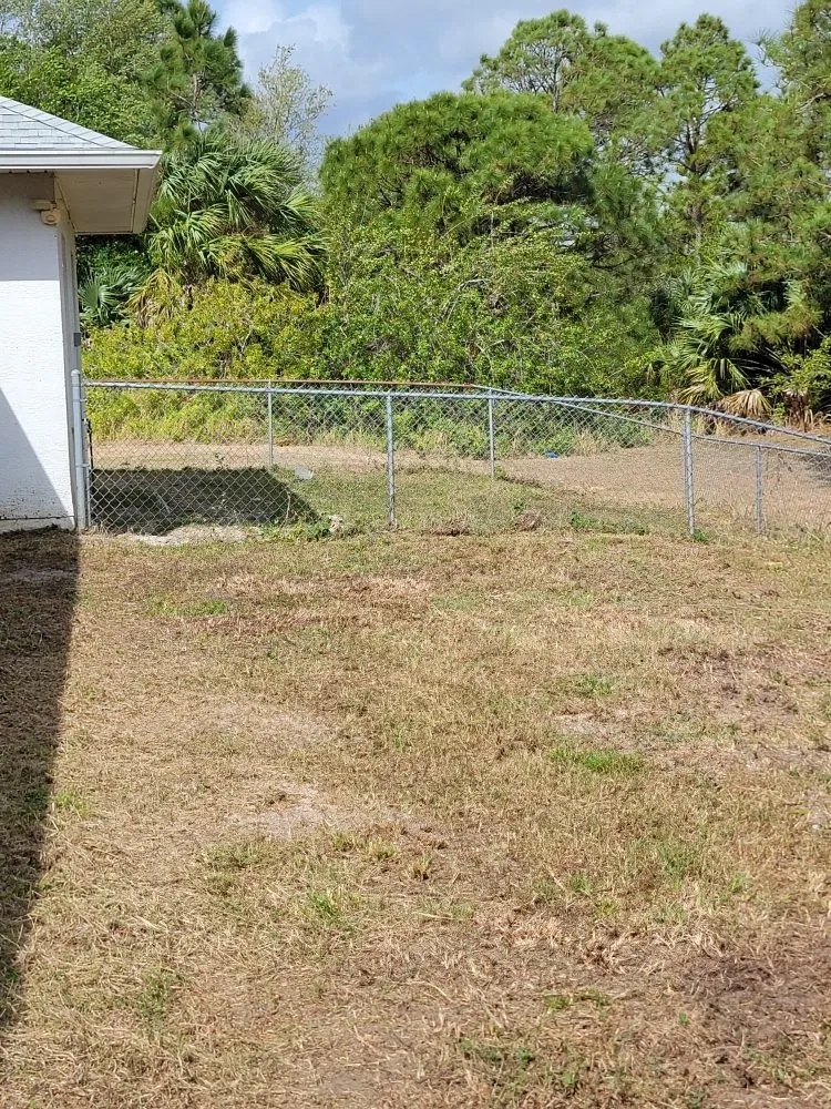Trusted landscaping services experts serving Grant Vlkria, FL - Grass Barbers Lawn Maint