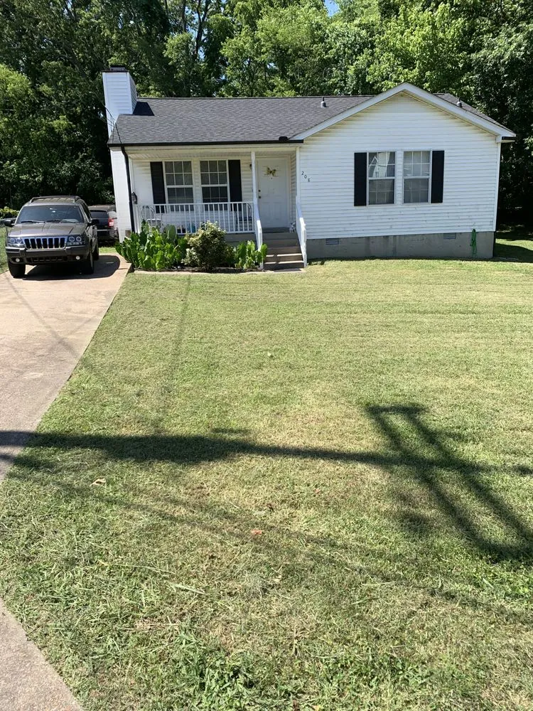 Top-rated outdoor landscaping in La Vergne, TN by Grass bros