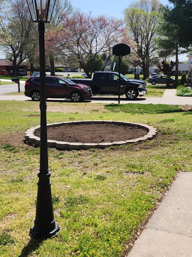 Top-rated outdoor landscaping for residential properties in Webb City, MO by Grass Choppers