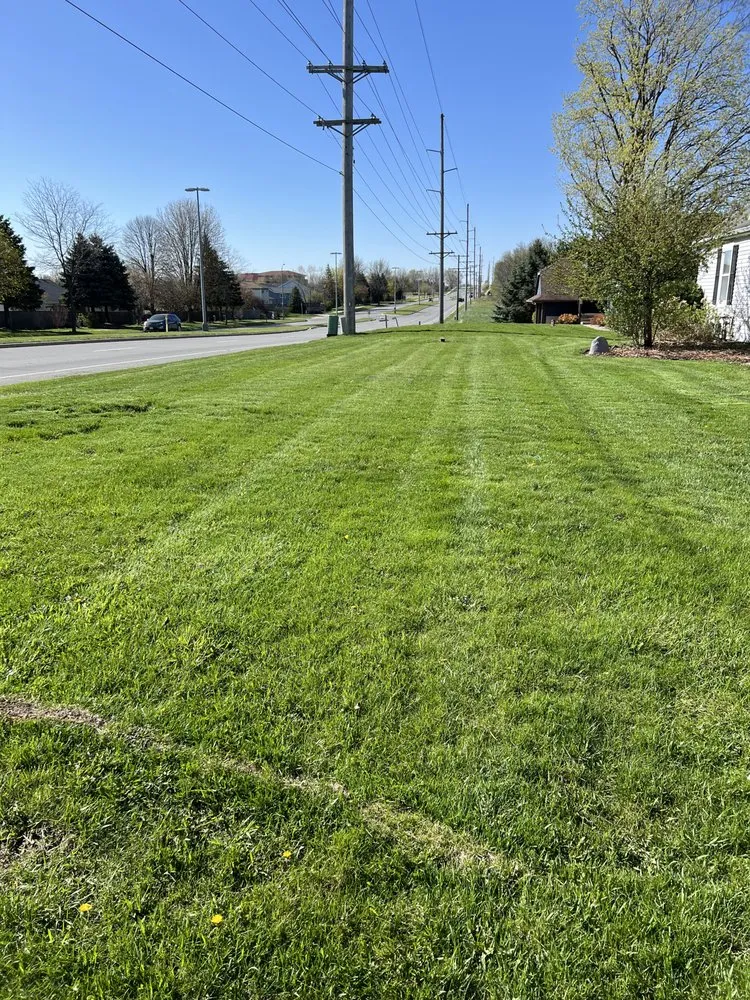 Reliable yard maintenance in Cottage Grove, WI by Grass Clippers