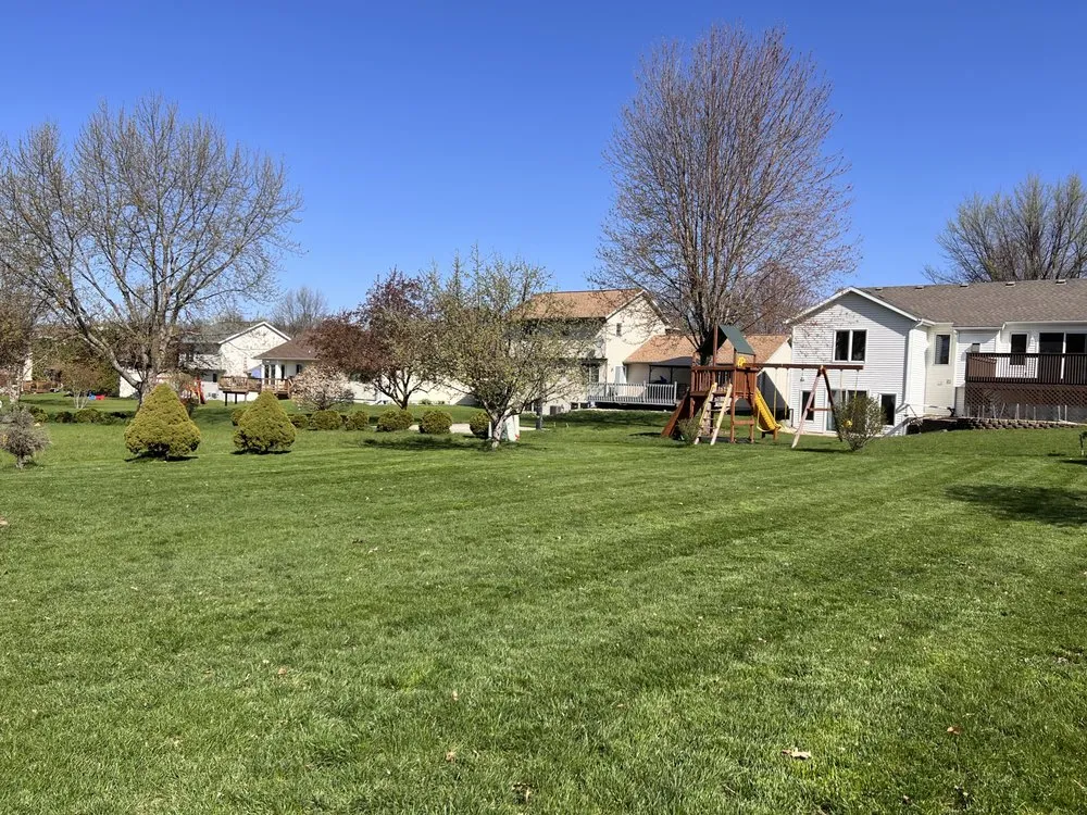 Custom lawn care service in Cottage Grove, WI - Grass Clippers