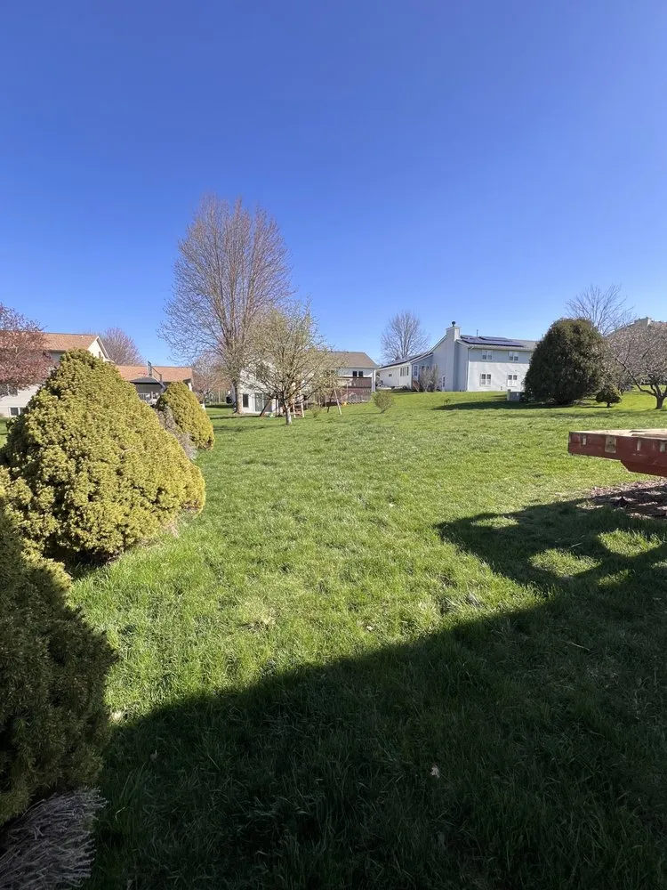 Professional garden landscaping in Cottage Grove, WI - Grass Clippers