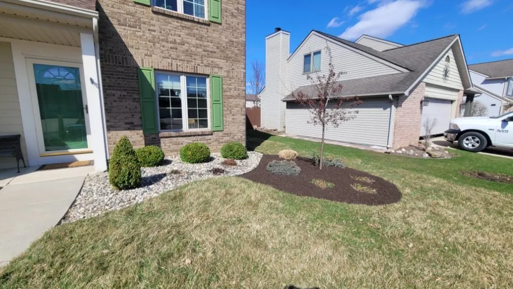 Top-rated outdoor landscaping for residential properties across Fort Wayne, IN - Grass Crafters