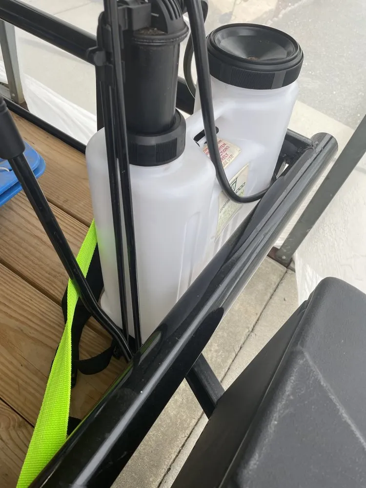 Affordable yard maintenance in Burlington, NC - Grass Cuts