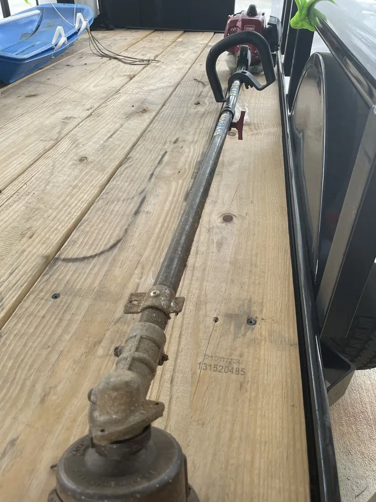 Custom lawn care service in Burlington, NC - Grass Cuts