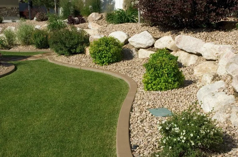 Custom landscaping services in Seagoville, TX - Grass Dawgz