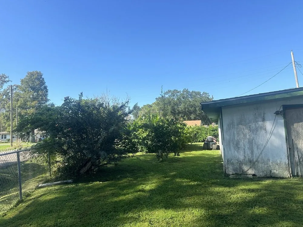 Custom residential landscaping with custom design across Harahan, LA - Grass Dude